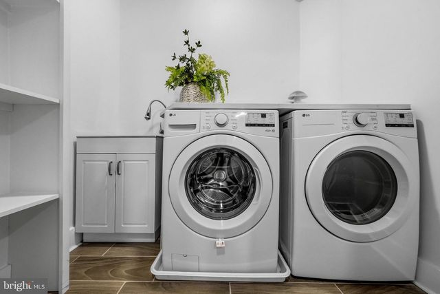 414 WATERFORD RD, Silver Spring, MD 20901