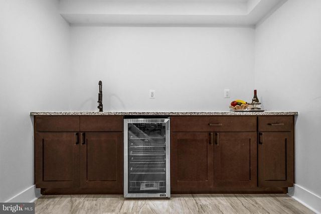 414 WATERFORD RD, Silver Spring, MD 20901