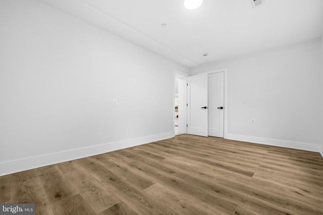 414 WATERFORD RD, Silver Spring, MD 20901