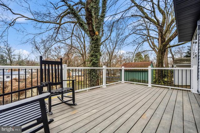 414 WATERFORD RD, Silver Spring, MD 20901