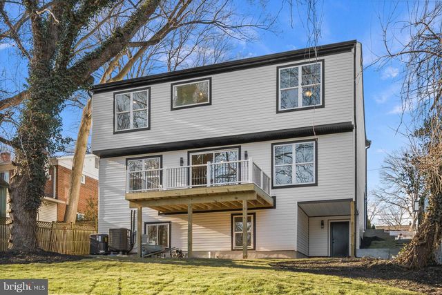 414 WATERFORD RD, Silver Spring, MD 20901