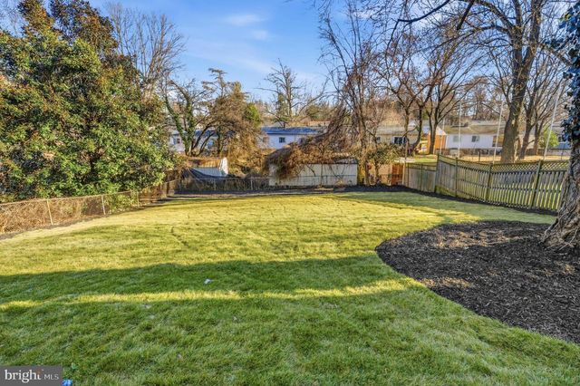 414 WATERFORD RD, Silver Spring, MD 20901