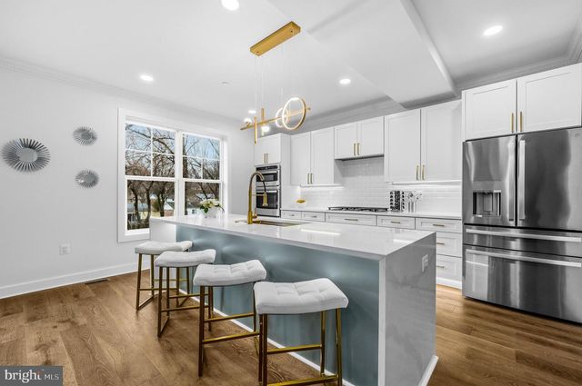 414 WATERFORD RD, Silver Spring, MD 20901