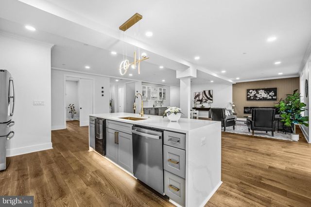 414 WATERFORD RD, Silver Spring, MD 20901