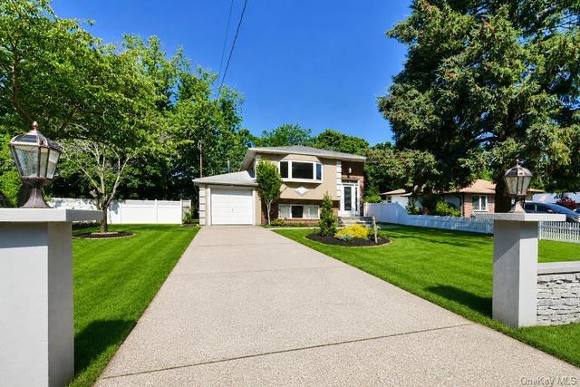 10 Miller Avenue, Central Islip, NY 11722