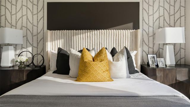 9249 ORCHARD PARK LANE, Zephyrhills, FL 33541