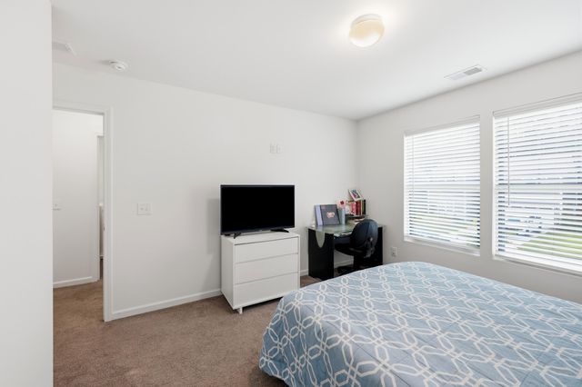418 Fox Sparrow Court, Summerville, SC 29486