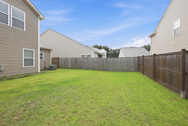 418 Fox Sparrow Court, Summerville, SC 29486