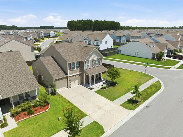 418 Fox Sparrow Court, Summerville, SC 29486