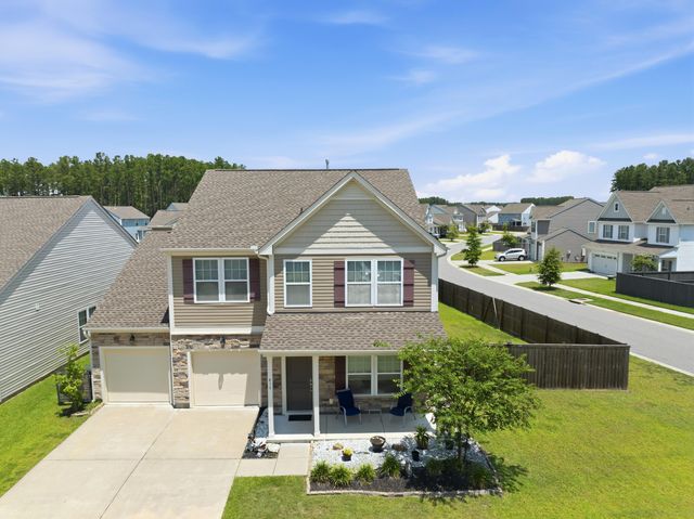418 Fox Sparrow Court, Summerville, SC 29486