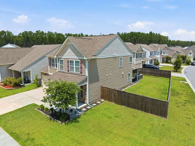 418 Fox Sparrow Court, Summerville, SC 29486