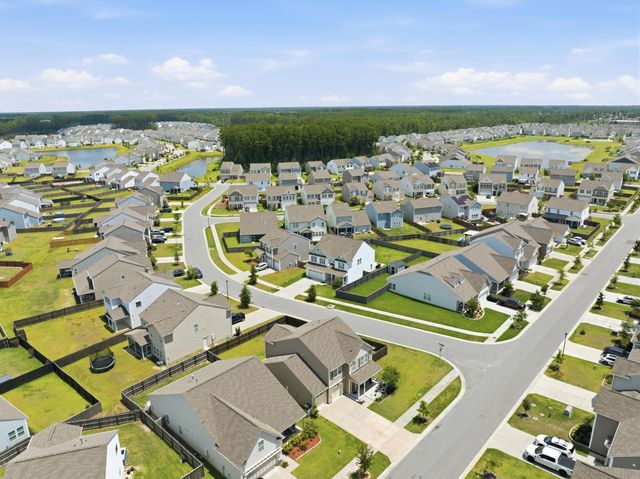 418 Fox Sparrow Court, Summerville, SC 29486