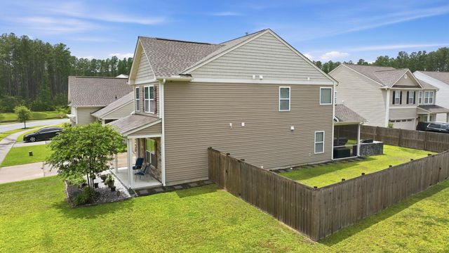 418 Fox Sparrow Court, Summerville, SC 29486
