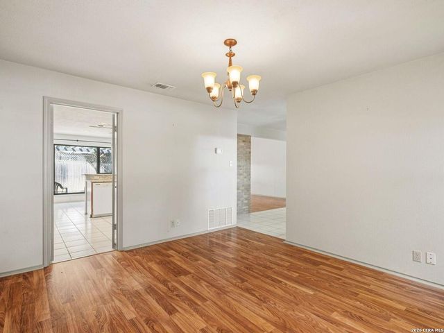 106 SADDLE CLUB CIR, Boerne, TX 78006