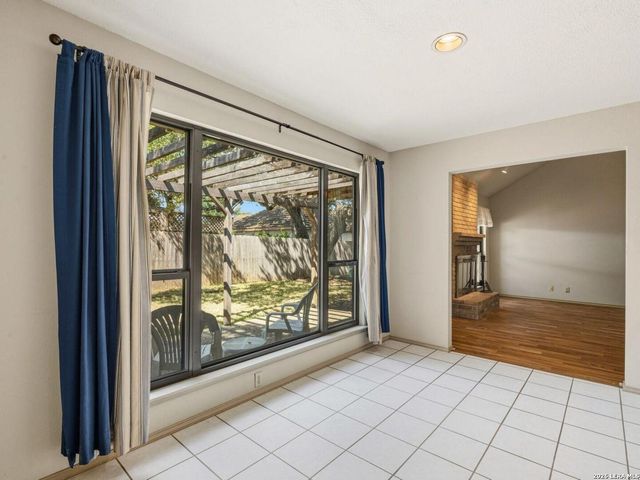 106 SADDLE CLUB CIR, Boerne, TX 78006