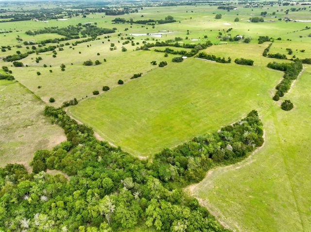 4425 Franke Road, New Ulm, TX 78950