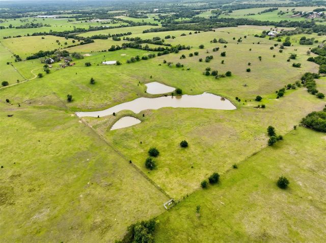 4425 Franke Road, New Ulm, TX 78950