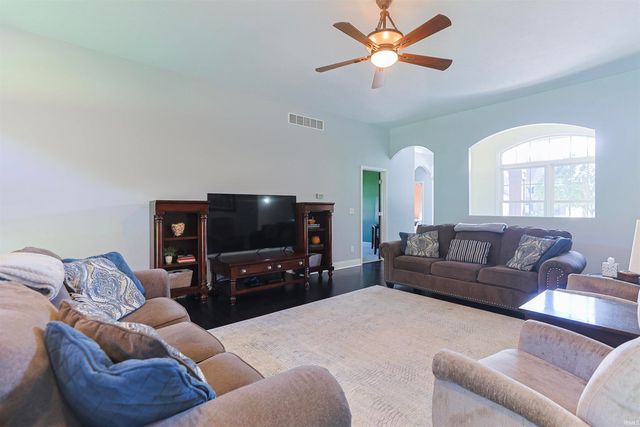 30349 Quail Pointe Drive, Granger, IN 46530
