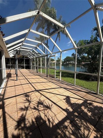 665 SE 25th Ln 665, Homestead, FL 33033