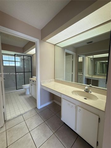 665 SE 25th Ln 665, Homestead, FL 33033
