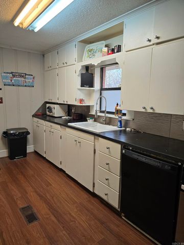 526 S 9th Street, Arkadelphia, AR 71923