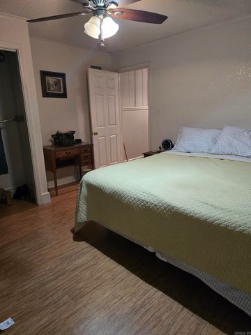 526 S 9th Street, Arkadelphia, AR 71923