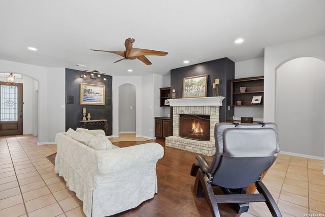 21726 Luisa, San Antonio, TX 78259