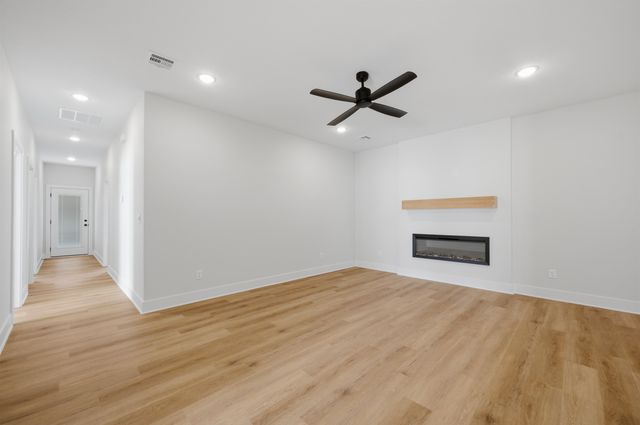 185-187 N Mendocino Ct, Goddard, KS 67235