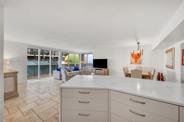 1800 S Ocean Dr 1210, Hallandale Beach, FL 33009