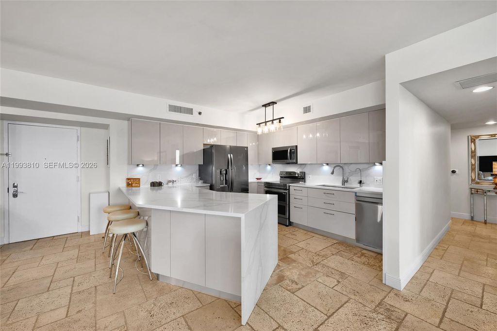 1800 S Ocean Dr 1210, Hallandale Beach, FL 33009