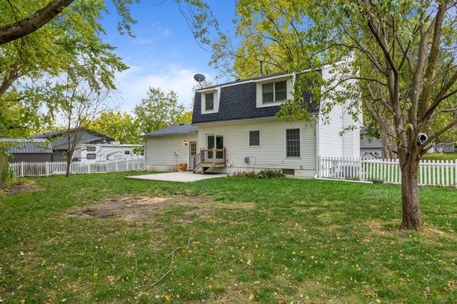 407 33rd Street, West Des Moines, IA 50265