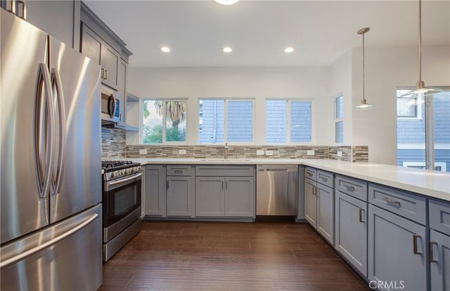 2765 W 8th, Los Angeles, CA 90005