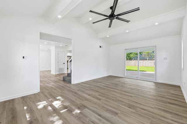 137 Glenhill Drive, Houma, LA 70363