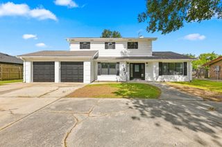 137 Glenhill Drive, Houma, LA 70363