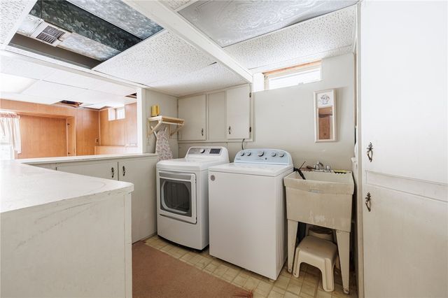 95 Ripplewood Drive, Greece, NY 14616