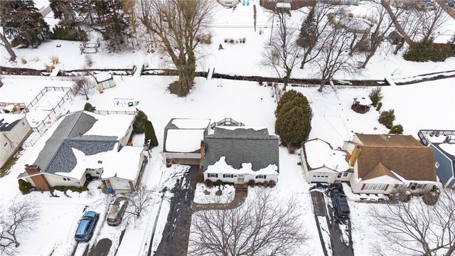 95 Ripplewood Drive, Greece, NY 14616