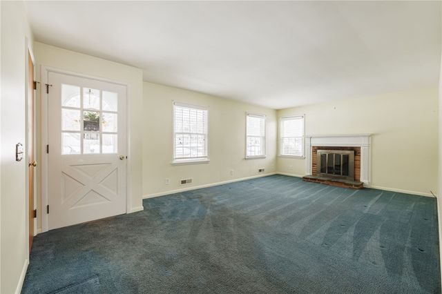 95 Ripplewood Drive, Greece, NY 14616