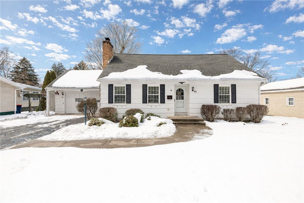 95 Ripplewood Drive, Greece, NY 14616