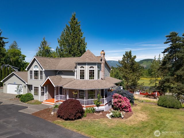 13085 Sunrise Drive, Mount Vernon, WA 98273