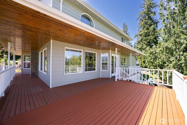 13085 Sunrise Drive, Mount Vernon, WA 98273
