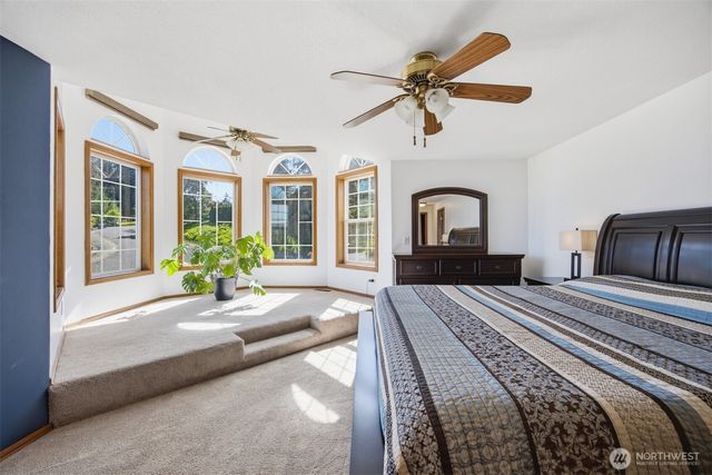 13085 Sunrise Drive, Mount Vernon, WA 98273