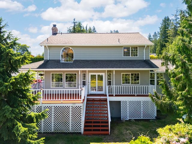 13085 Sunrise Drive, Mount Vernon, WA 98273