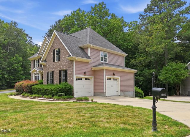 8401 Chelridge Drive, Wake Forest, NC 27587