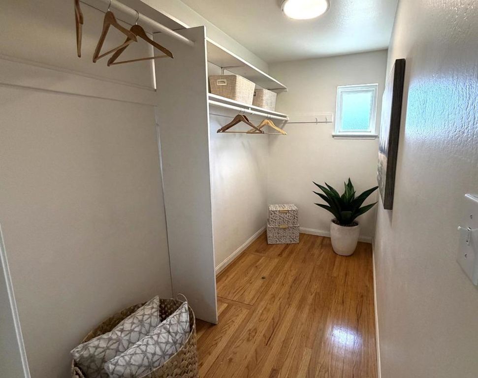 Image 8 of property listing at 4708 Borina Drive, San Jose, CA 95129