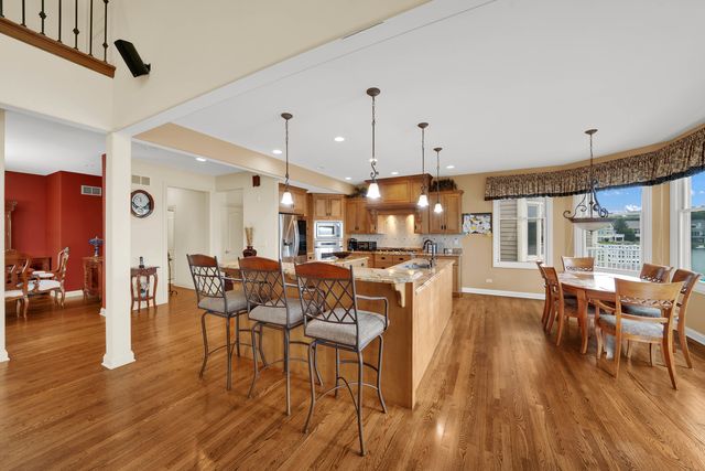 13151 S Lake Mary Drive, Plainfield, IL 60585