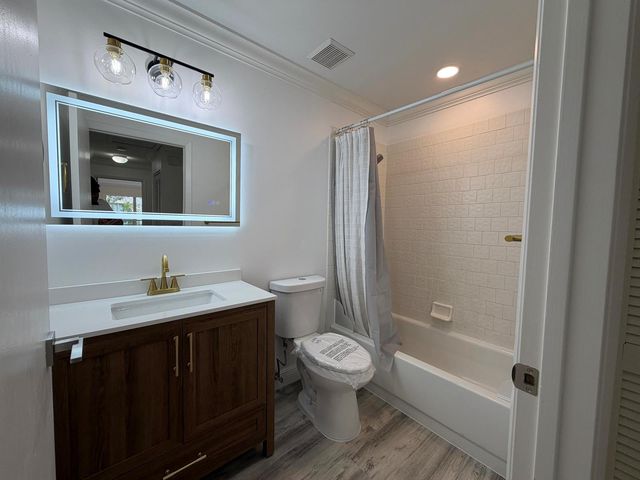 7657 Sanctuary Drive, Coral Springs, FL 33065