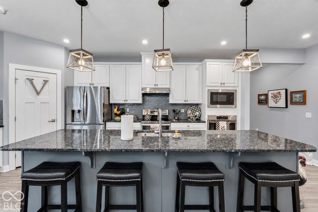 5088 Green Valley Lane, Noblesville, IN 46062