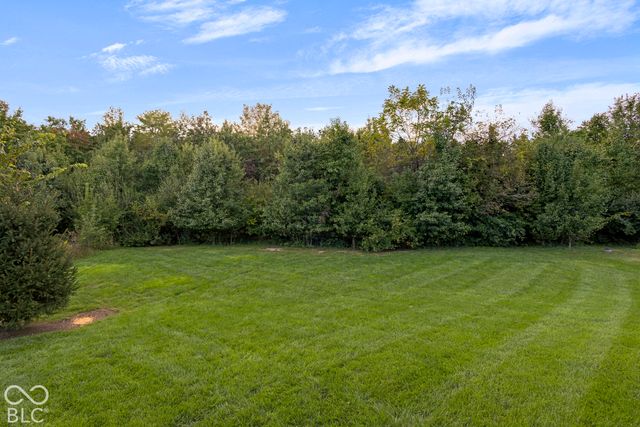 5088 Green Valley Lane, Noblesville, IN 46062
