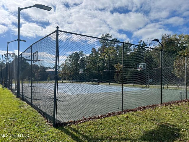 610 Royal Oak Boulevard, Pass Christian, MS 39571