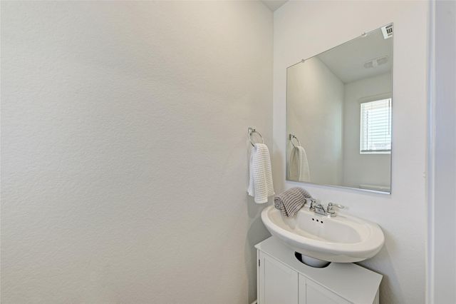 12112 Scarlet Sleeve WAY, Del Valle, TX 78617
